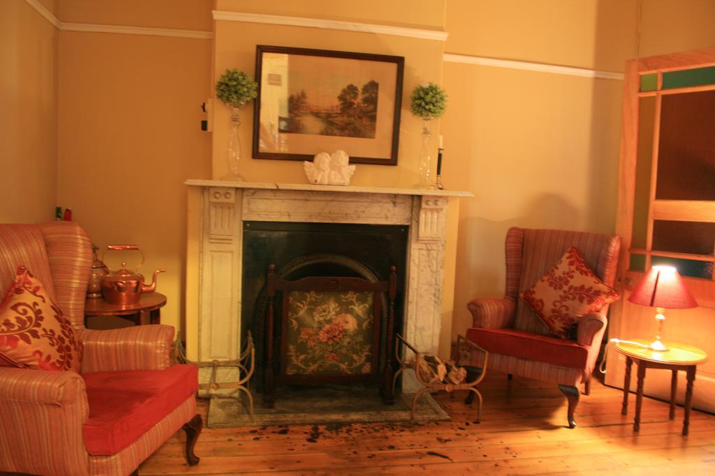 Steytlerville Royal Hotel Екстериор снимка